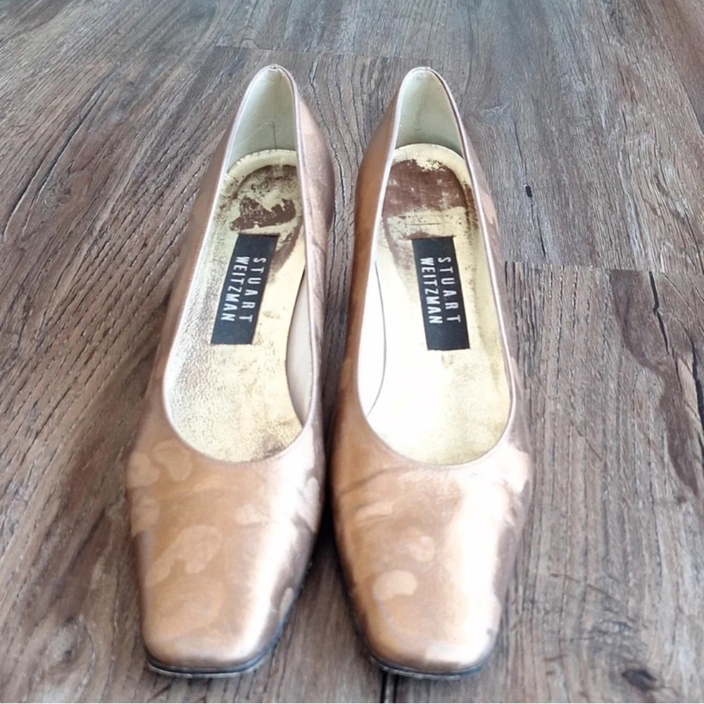 Stuart Weitzman Metallic Bronze Patterned Pumps - image 3